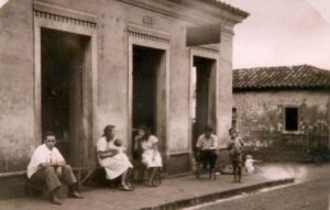 Revive Memories: App for Restoring Old Photos